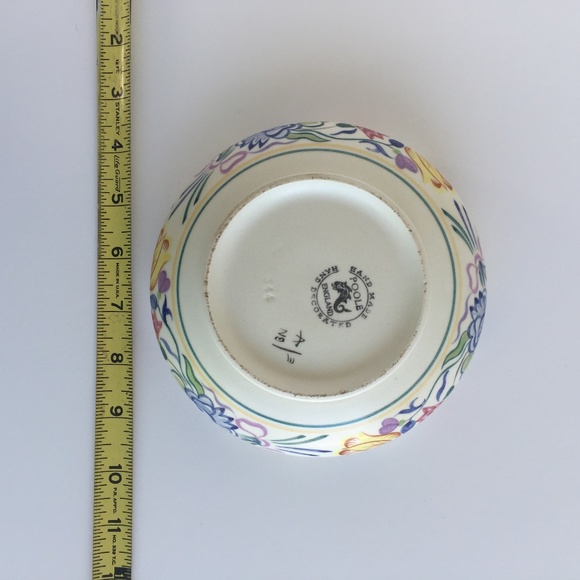 Poole Pottery hand made hand painted in England floral bowl BN pattern - Picture 6 of 7